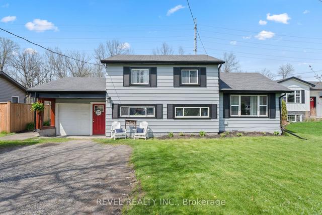 612 Oakes Dr, House detached with 3 bedrooms, 2 bathrooms and 5 parking in Fort Erie ON | Image 1