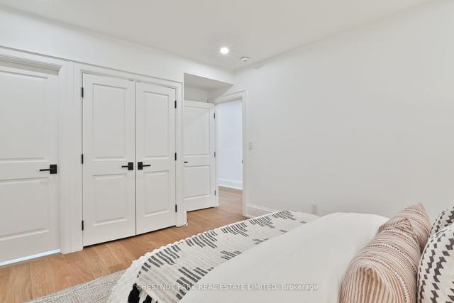 27 Dunbar Rd, House detached with 5 bedrooms, 5 bathrooms and 6 parking in Toronto ON | Image 28