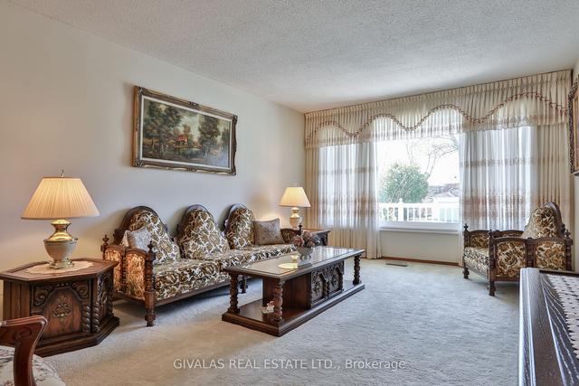76 Knockbolt Cres, House detached with 4 bedrooms, 4 bathrooms and 4 parking in Toronto ON | Image 38