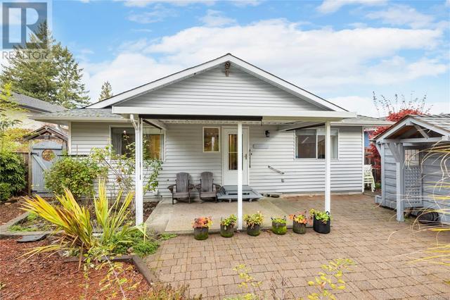 214 Hoylake Rd W, House detached with 3 bedrooms, 2 bathrooms and 1 parking in Qualicum Beach BC | Image 20