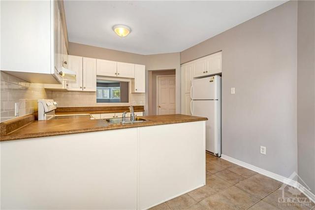 1 - 50 Briargate Private, Condo with 2 bedrooms, 2 bathrooms and 1 parking in Ottawa ON | Image 14