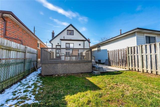 157 East 24th Street, House detached with 2 bedrooms, 2 bathrooms and 1 parking in Hamilton ON | Image 37