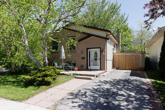 112 Ardsley Cres, House detached with 2 bedrooms, 2 bathrooms and 2 parking in London ON | Image 1