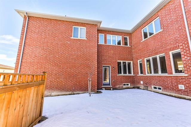 14 Portia St, House detached with 4 bedrooms, 4 bathrooms and 3 parking in Markham ON | Image 32