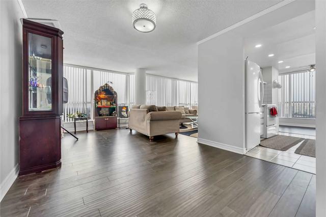 1617 - 1 Rowntree Rd, Condo with 2 bedrooms, 2 bathrooms and 1 parking in Toronto ON | Image 30