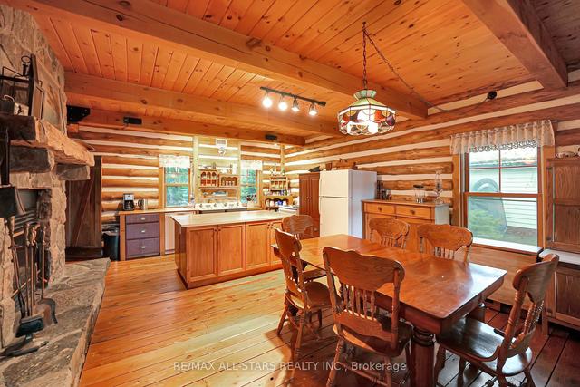 43 Sugarbush Trail, House detached with 4 bedrooms, 3 bathrooms and 4 parking in Kawartha Lakes ON | Image 3