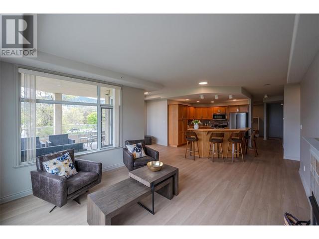 415 - 100 Lakeshore Dr, Condo with 2 bedrooms, 2 bathrooms and 1 parking in Penticton BC | Image 18
