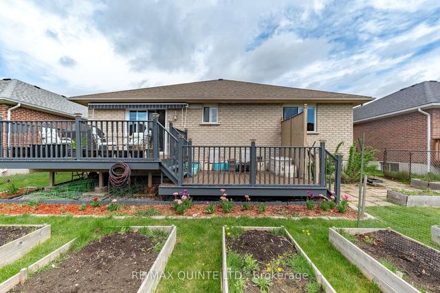 43 Hemlock Cres, House detached with 5 bedrooms, 3 bathrooms and 4 parking in Belleville ON | Image 29