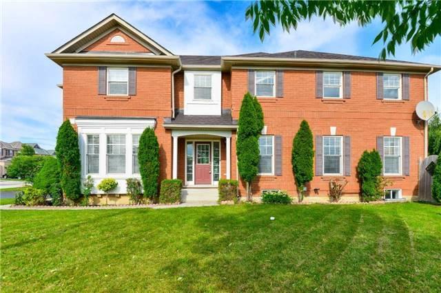 3857 Milkwood Cres, House semidetached with 4 bedrooms, 4 bathrooms and 3 parking in Mississauga ON | Image 1
