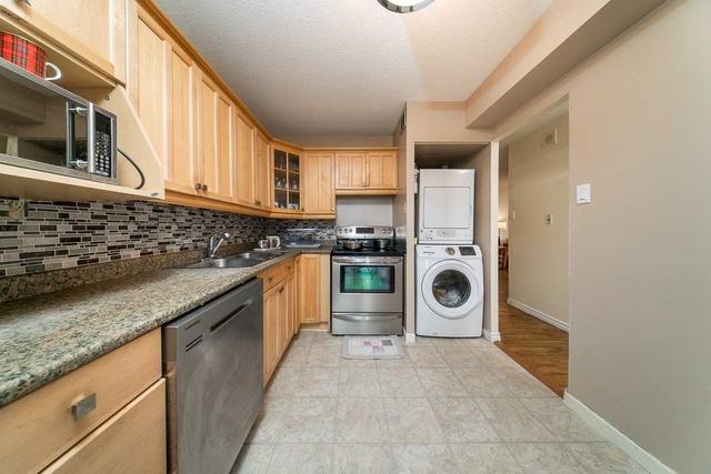 2502 - 10 Tangreen Crt, Condo with 2 bedrooms, 2 bathrooms and 1 parking in Toronto ON | Image 3