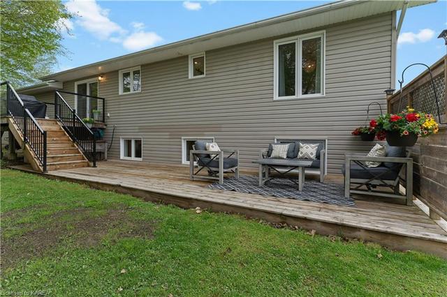 5243 Dundon Dr, House detached with 4 bedrooms, 3 bathrooms and 4 parking in Kingston ON | Image 42
