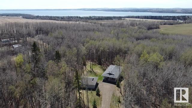 37 - 423002 Rge Rd 10, House detached with 2 bedrooms, 2 bathrooms and null parking in Ponoka County AB | Image 43