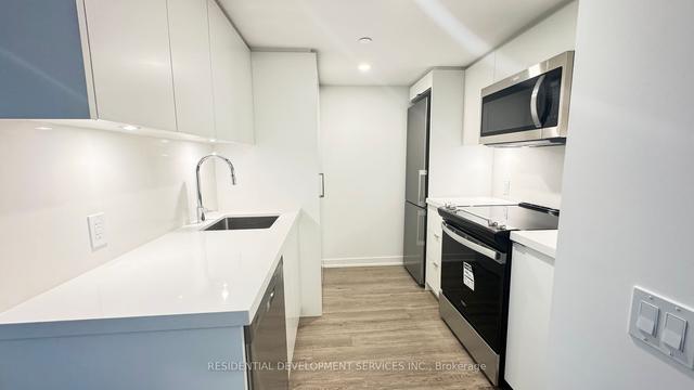422 - 500 Wilson Ave, Condo with 2 bedrooms, 2 bathrooms and 0 parking in Toronto ON | Image 12