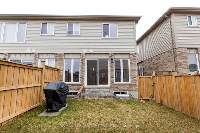 71 John Brabson Cres, House semidetached with 4 bedrooms, 3 bathrooms and 3 parking in Guelph ON | Image 27