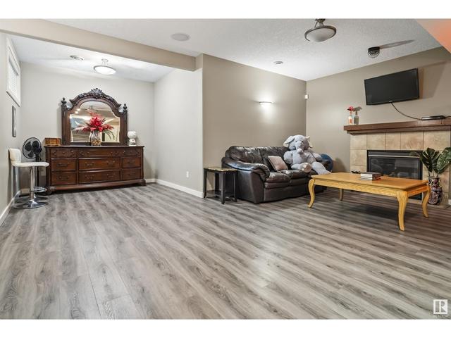 335 62 St Sw Sw, House detached with 5 bedrooms, 3 bathrooms and null parking in Edmonton AB | Image 27