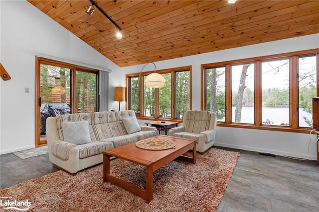 6 - 1228 Leonard Lake Road 2, House detached with 3 bedrooms, 2 bathrooms and 6 parking in Muskoka Lakes ON | Image 3