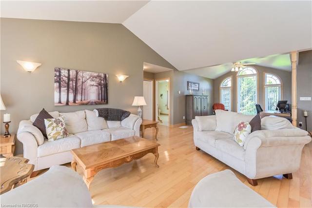 411317 Southgate Sideroad 41, House detached with 3 bedrooms, 2 bathrooms and 14 parking in Southgate ON | Image 11