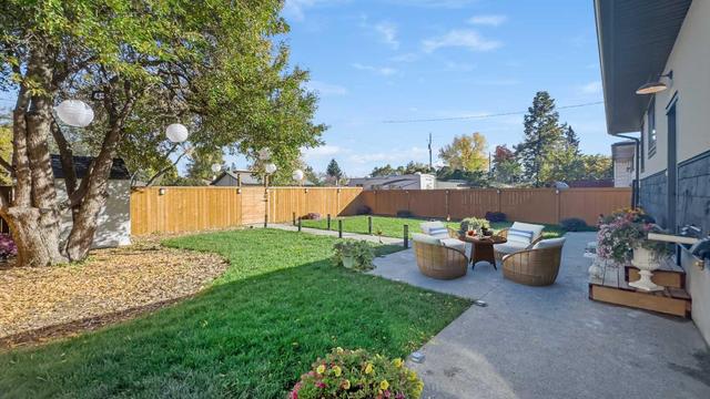 2408 37 St Se, House detached with 5 bedrooms, 2 bathrooms and 5 parking in Calgary AB | Image 25