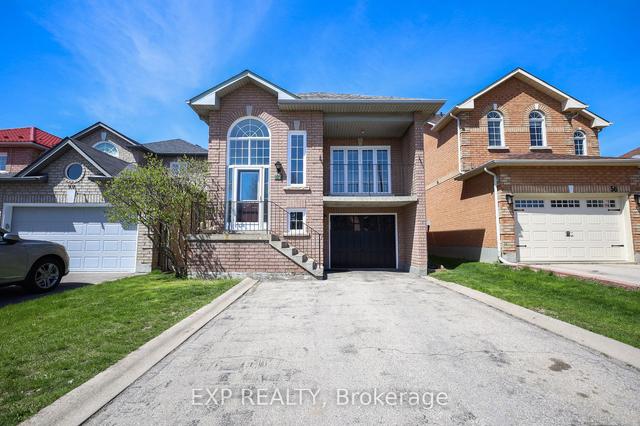 52 Villandry Cres, House detached with 3 bedrooms, 3 bathrooms and 5 parking in Vaughan ON | Image 1