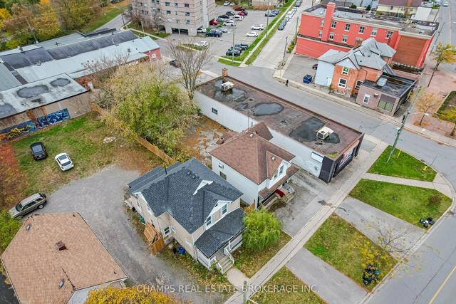100 Queenston St, House detached with 5 bedrooms, 2 bathrooms and 4 parking in St. Catharines ON | Image 13