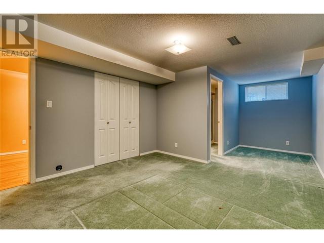 159 - 1634 Carmi Ave, House attached with 3 bedrooms, 3 bathrooms and 2 parking in Penticton BC | Image 27
