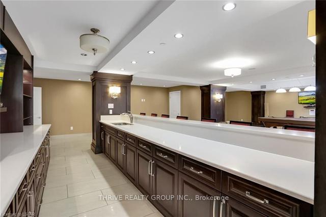 2004 - 330 Ridout St S, Condo with 2 bedrooms, 2 bathrooms and 1 parking in London ON | Image 26