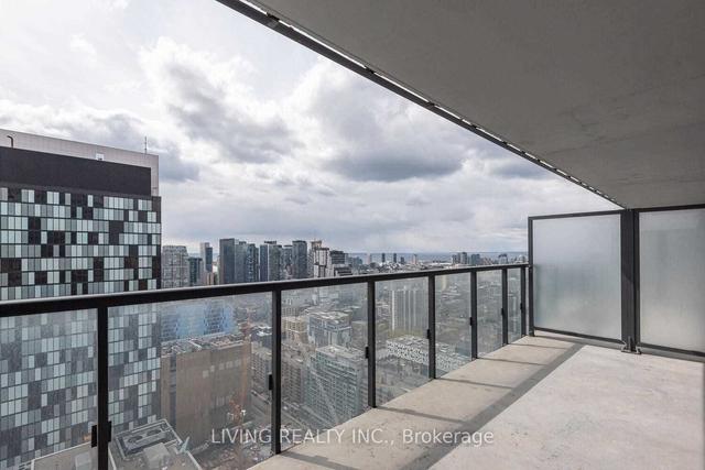 3008 - 488 University Ave, Condo with 2 bedrooms, 2 bathrooms and 1 parking in Toronto ON | Image 13