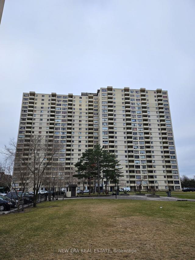2012 - 340 Dixon Rd, Condo with 2 bedrooms, 1 bathrooms and 1 parking in Toronto ON | Image 2