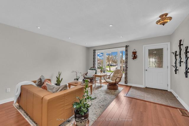 32 Braeheid Ave, House detached with 3 bedrooms, 2 bathrooms and 3 parking in Hamilton ON | Image 29