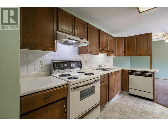 3608 - 27 Avenue Unit# 210, Condo with 2 bedrooms, 1 bathrooms and 1 parking in Vernon BC | Image 22
