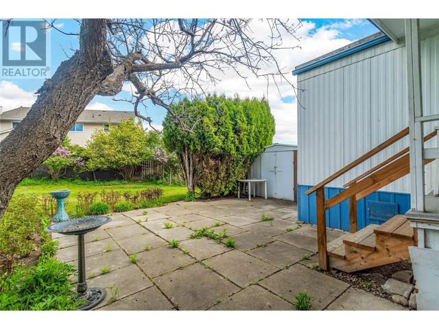 98 - 3535 Casorso Rd, House other with 2 bedrooms, 1 bathrooms and 2 parking in Kelowna BC | Image 22