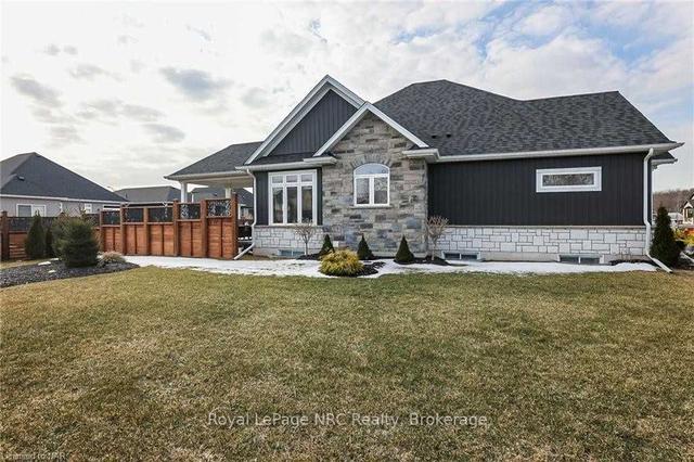 4049 Village Creek Dr, House detached with 2 bedrooms, 3 bathrooms and 4 parking in Fort Erie ON | Image 23