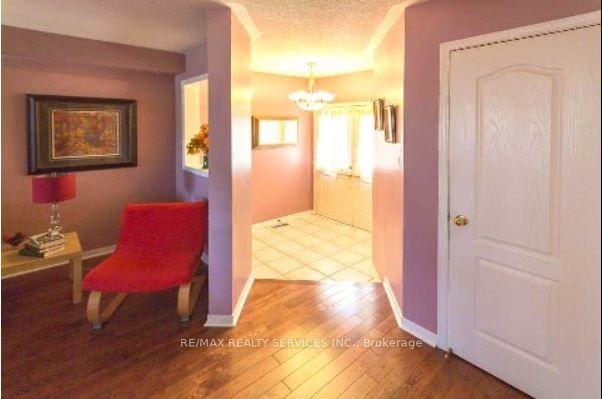 49 Native Landing Dr, House semidetached with 3 bedrooms, 2 bathrooms and 3 parking in Brampton ON | Image 5