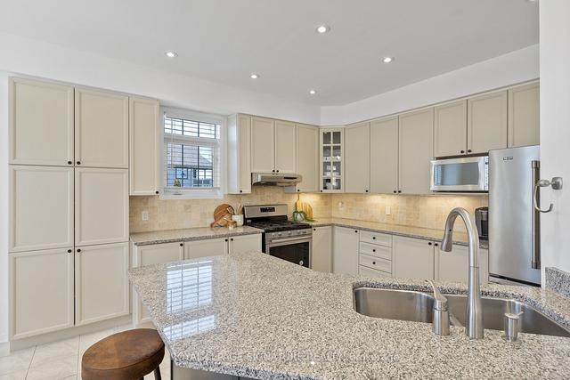 153 Whitby Shores Greenway, House detached with 4 bedrooms, 3 bathrooms and 6 parking in Whitby ON | Image 10