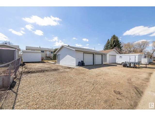 4223 40 Ave, House detached with 5 bedrooms, 2 bathrooms and null parking in Stony Plain AB | Image 46