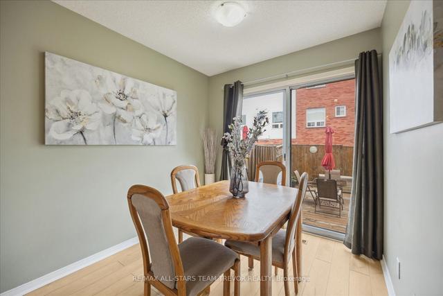 162 William Curtis Cir, Townhouse with 3 bedrooms, 2 bathrooms and 2 parking in Newmarket ON | Image 21