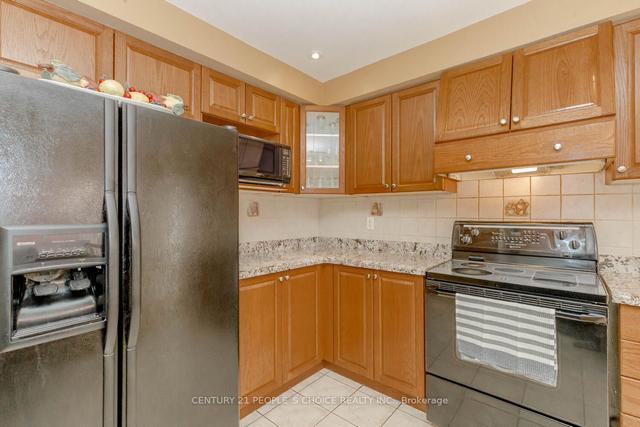 7 Citronella Ln, House detached with 4 bedrooms, 5 bathrooms and 6 parking in Brampton ON | Image 3