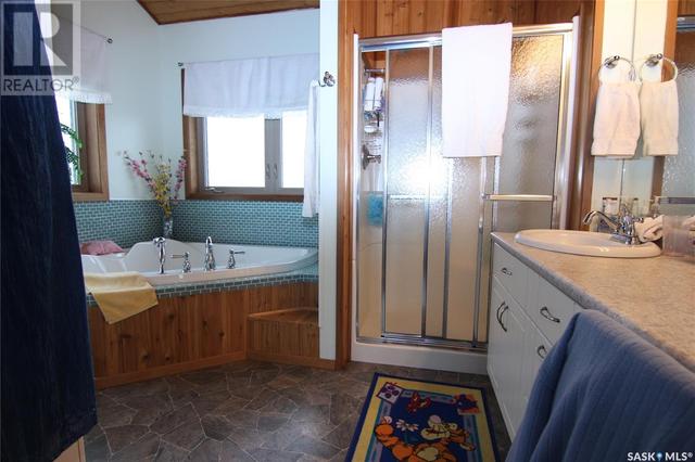 219 Richard Street, House detached with 3 bedrooms, 3 bathrooms and null parking in Manitou Beach SK | Image 12