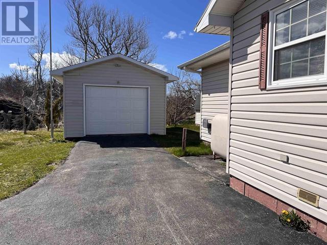 111 North St, House detached with 2 bedrooms, 1 bathrooms and null parking in Cape Breton NS | Image 3