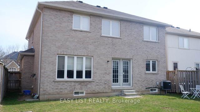 82 Barrett Ave, House detached with 4 bedrooms, 4 bathrooms and 4 parking in Brantford ON | Image 24