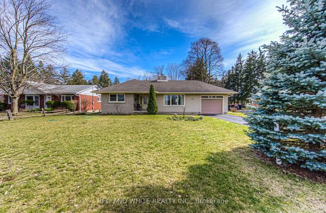 137 Riverbank Dr, House detached with 2 bedrooms, 2 bathrooms and 7 parking in Cambridge ON | Image 1