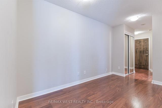 903 - 33 Bay St, Condo with 2 bedrooms, 2 bathrooms and 1 parking in Toronto ON | Image 21