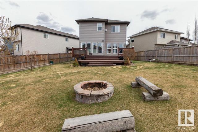 3225 Hilton Co Nw, House detached with 3 bedrooms, 2 bathrooms and null parking in Edmonton AB | Image 45