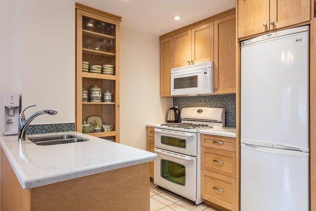 TH-14 - 11 Niagara St, Townhouse with 2 bedrooms, 1 bathrooms and 1 parking in Toronto ON | Image 5