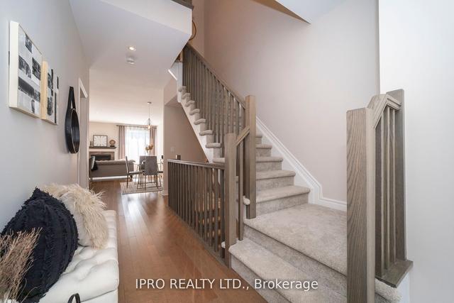 704 Octave Grv, House attached with 3 bedrooms, 3 bathrooms and 2 parking in Ottawa ON | Image 6