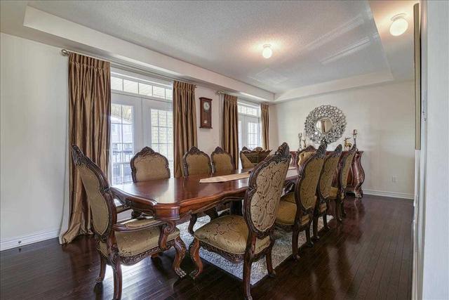 2 Bellotti Cres, House detached with 5 bedrooms, 4 bathrooms and 6 parking in Ajax ON | Image 2