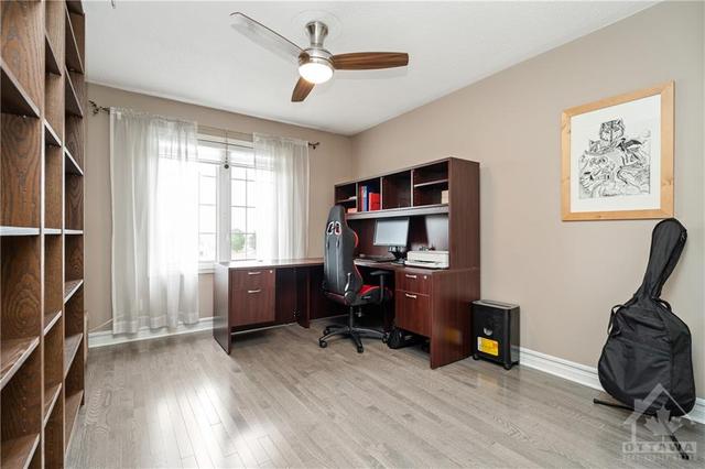 1778 Jersey Street, Townhouse with 3 bedrooms, 2 bathrooms and 3 parking in Ottawa ON | Image 20