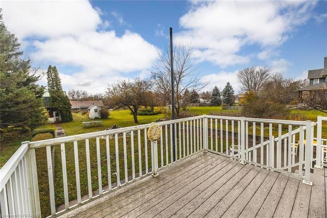 440 Kincardine Avenue, House detached with 4 bedrooms, 2 bathrooms and 6 parking in Kincardine ON | Image 18
