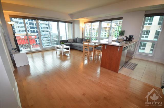 1701 - 200 Rideau Street, Condo with 2 bedrooms, 2 bathrooms and 1 parking in Ottawa ON | Image 5