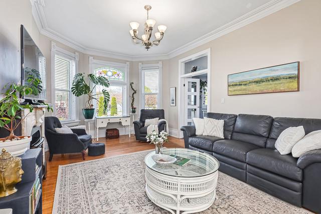 279 Peel St, House detached with 5 bedrooms, 4 bathrooms and 3 parking in Collingwood ON | Image 7